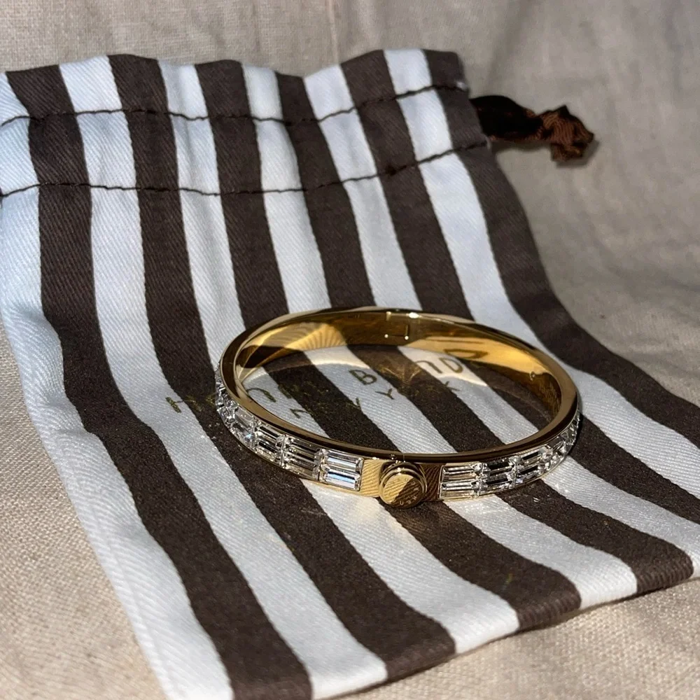 HENRI BENDEL Crystal Bracelet! - Picture 13 of 13